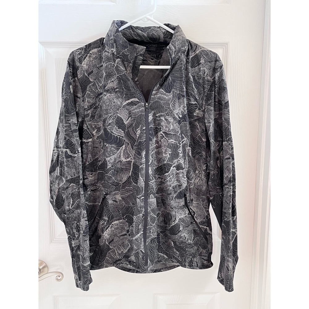 LULULEMON ENDEAVOUR GREY SAGE BLACK LIGHT JACKET SIZE M